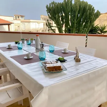 Comfortable With Terrace And 4 Ac Units In Marina * Alcamo