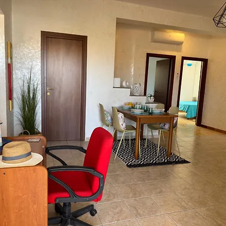 Comfortable With Terrace And 4 Ac Units In Marina Alcamo